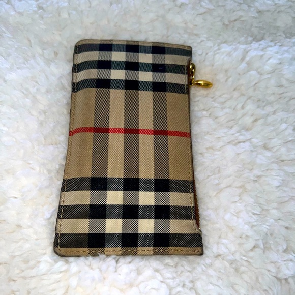 Authentic Burberry card wallet - Picture 1 of 4